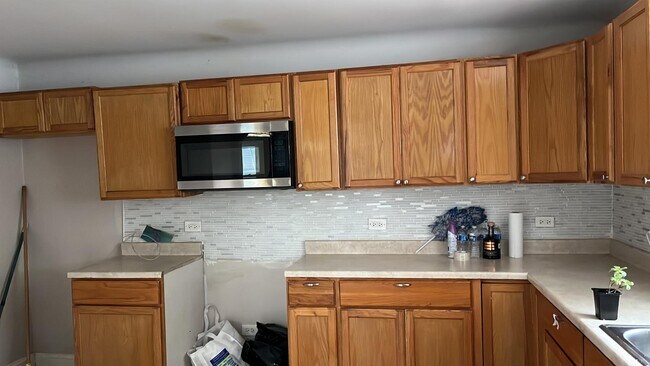Building Photo - 3107 Cuyler Ave