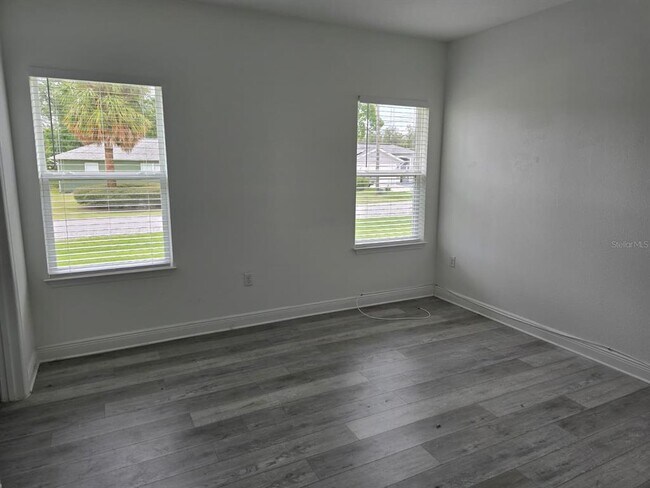 Building Photo - 2776 SW 142nd Ln