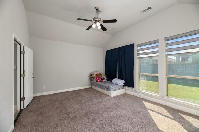 Building Photo - 1104 Knoll St