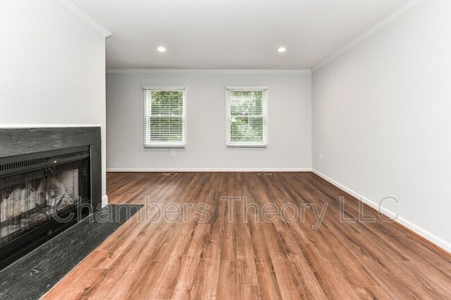 Building Photo - 6857 Washington Blvd