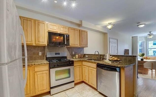 Building Photo - 295 New York Ave