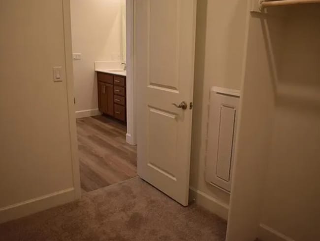 Building Photo - 8168 Oxbow Landing Loop