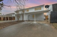 Building Photo - 2135 Fleur De Lis Ct