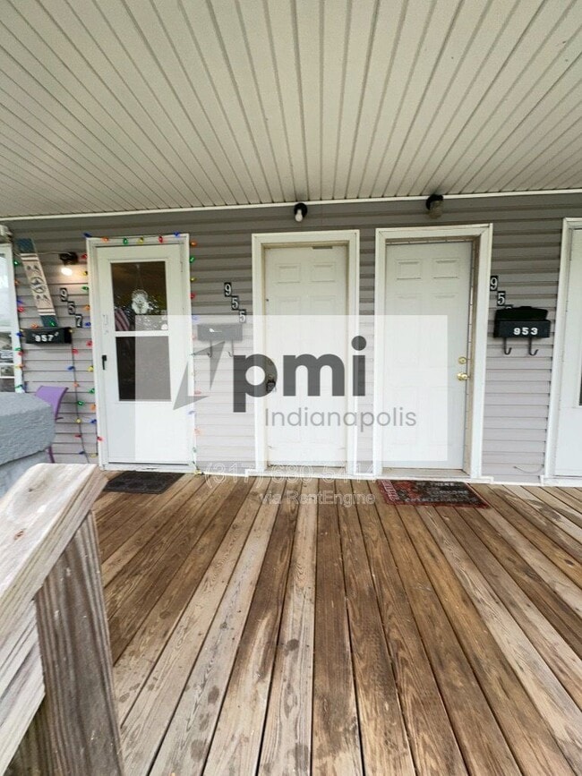 Building Photo - 955 S 22nd St