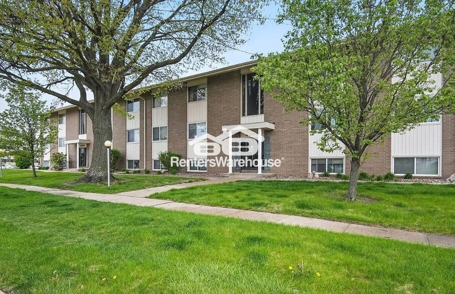 Building Photo - 6202 62nd St