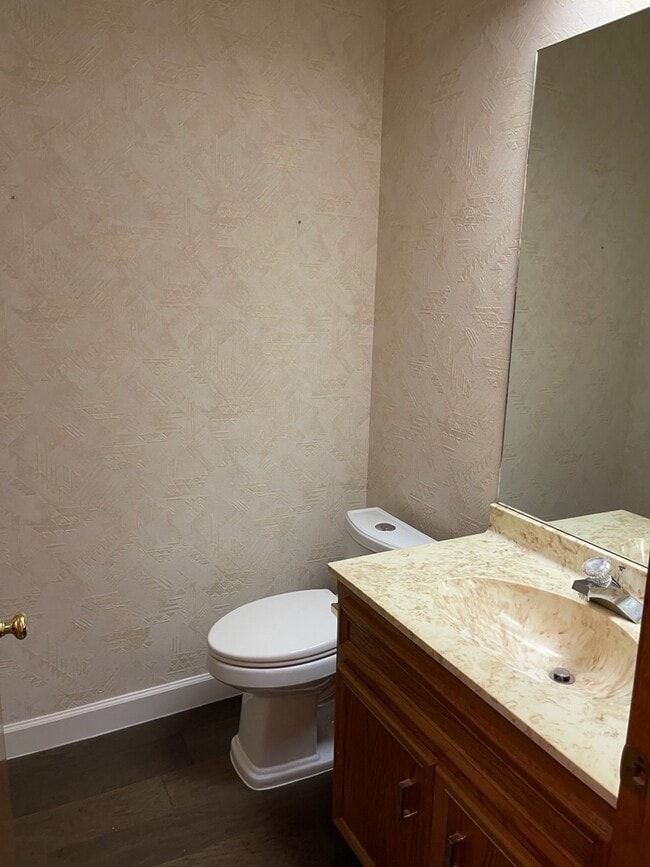 1/2 bath - 3672 Ranch Creek Dr