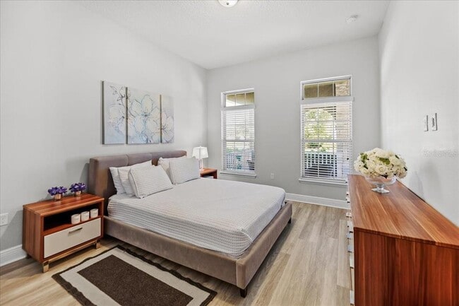 Building Photo - 8746 Crescendo Ave