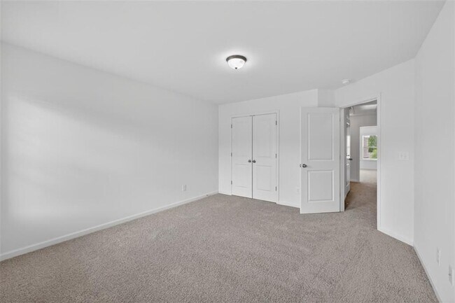 Building Photo - 5524 Garens Way
