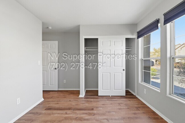 Building Photo - NW North Las Vegas!! Single Story!! No Carpet!! Low Maintenance Desert landscape front and back!!