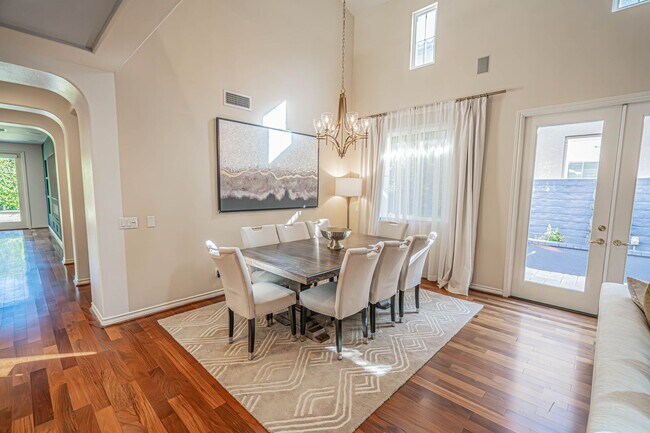 Building Photo - 4 Bedroom Home for Rent in The Woodlands!