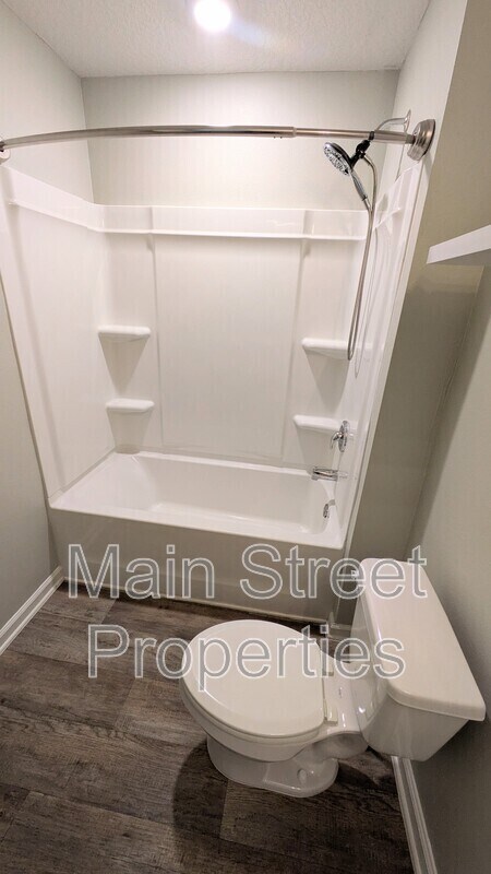 Building Photo - 10624 Queens Gate Cir
