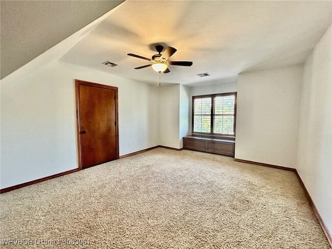 Building Photo - 1801 Oak Forest Dr
