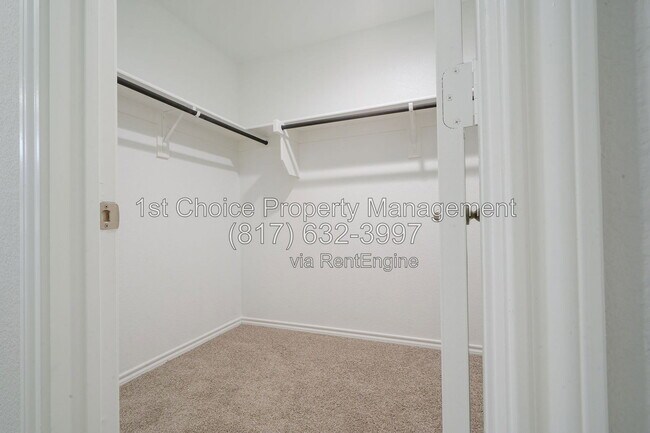 Building Photo - 713 Spaulding St