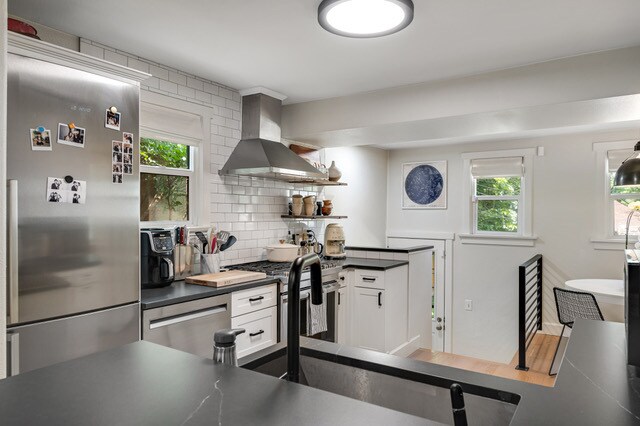 Kitchen - 1131 S Elizabeth St