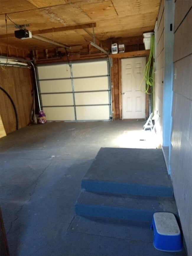 Building Photo - 3296 Buena Vista Rd