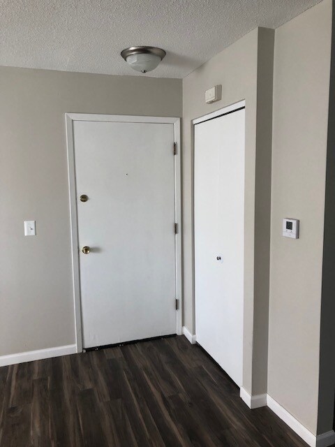 Building Photo - 3370 Winston Dr