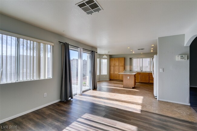 Building Photo - 7809 Calico Flower Ave