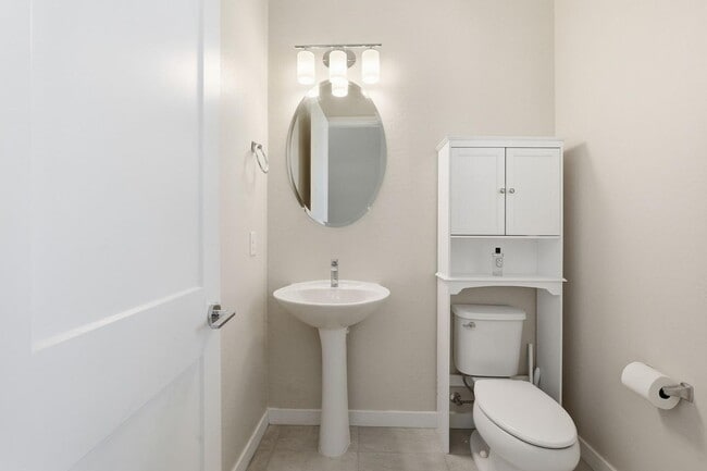 Building Photo - 1521 S Senate St