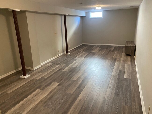 Building Photo - 386 1st Ave SE