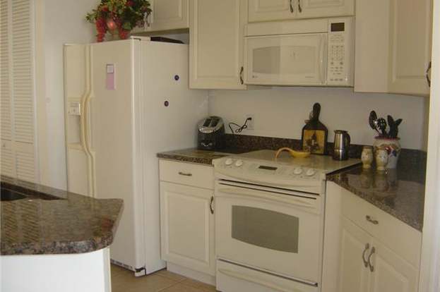 Building Photo - 1370 Sweetwater Cove
