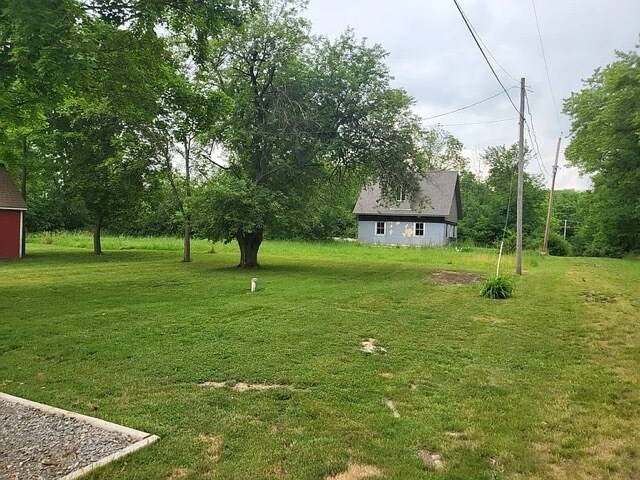 large backyard - 14516 Birchwood Dr