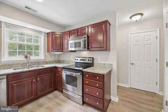 Building Photo - 713 Mimosa Cove Rd