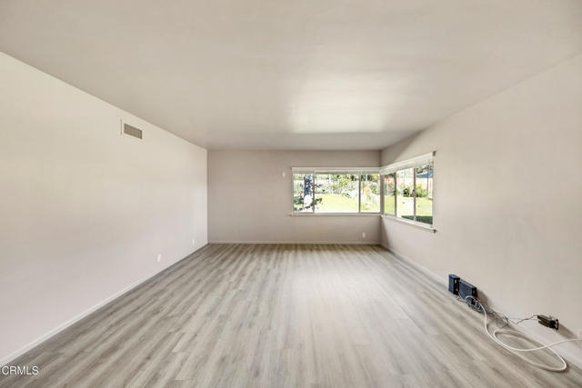 Building Photo - 631 Deodara Dr