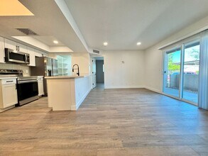 Building Photo - 520 N Stapley Dr
