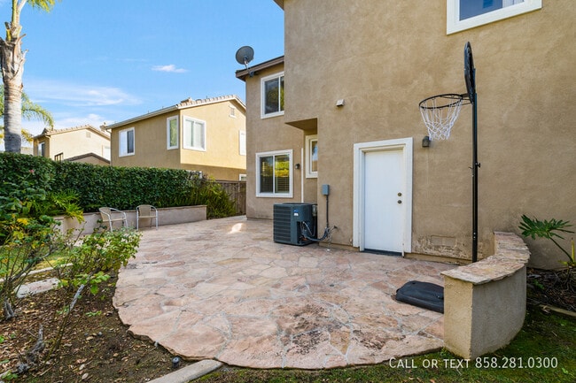 Building Photo - 8320 Bryn Glen Way