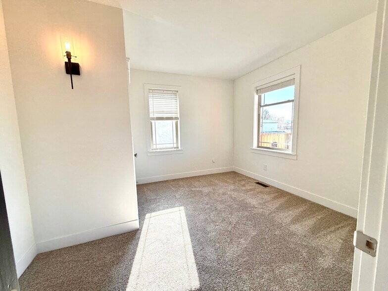 1st floor bedroom #3 off of living room - 24 Ash St N