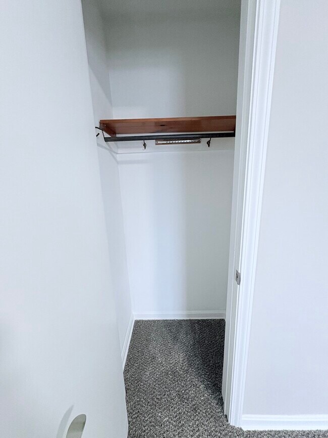 Building Photo - Newly Renovated 3BR 2BA Home w/ Garage + Washer/Dryer in the heart of Wickliffe, OH.