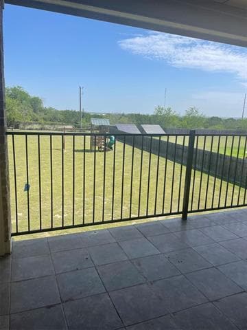 Building Photo - 811 Blue Quail Dr