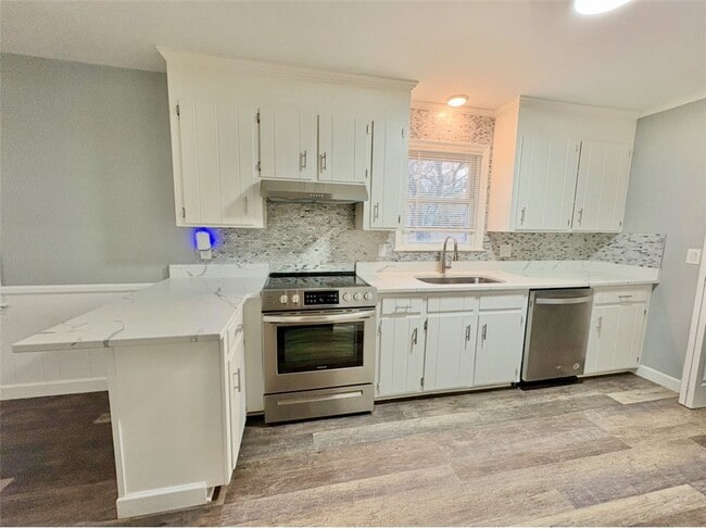 Building Photo - 207 Keystone Dr