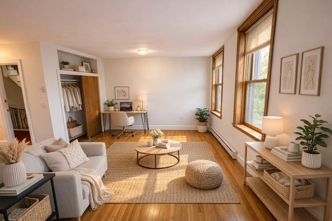 Building Photo - 92 W Cedar St