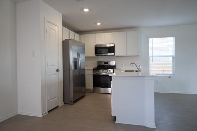Building Photo - 287 Bugbee