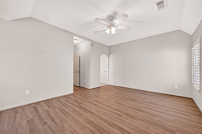 Building Photo - 3427 Lakeridge Canyon Dr