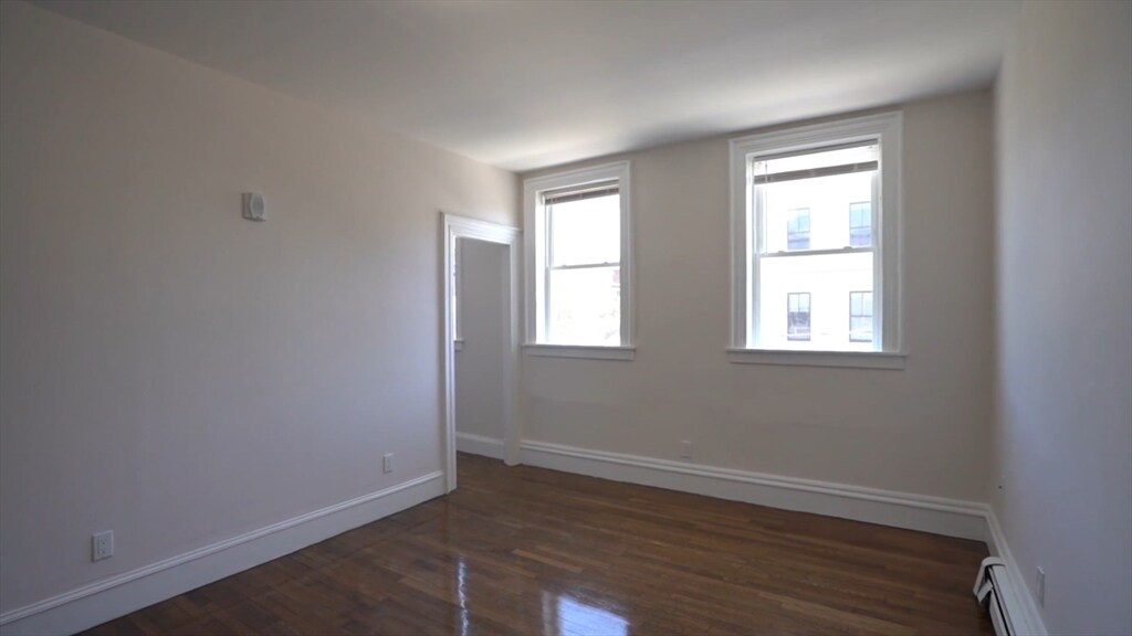 Building Photo - 17 Spring Garden St