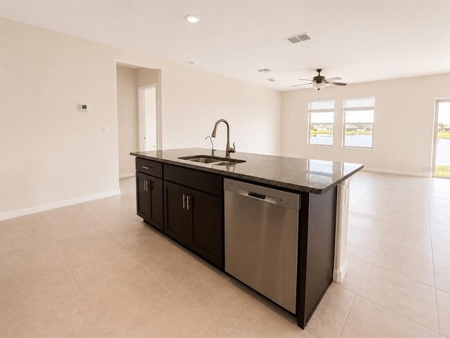 Building Photo - 5462 Grays Harbor Ct