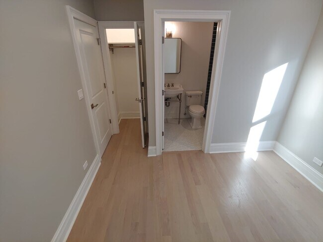 Bedroom 3 - 3535 W North Ave