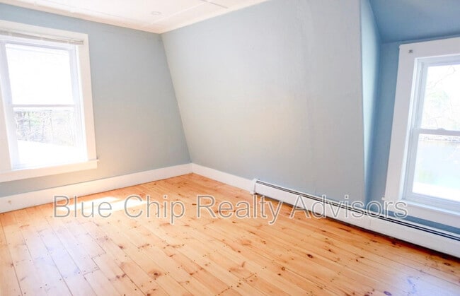 Building Photo - 114 Garvins Falls Rd