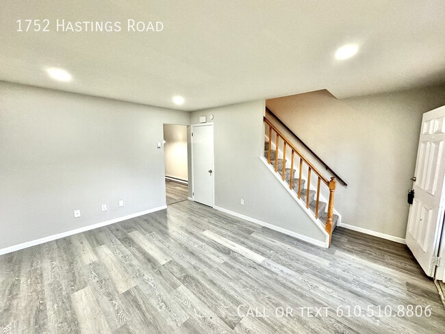 Building Photo - 1752 Hastings Rd
