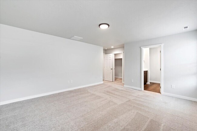 Building Photo - 2869 N Arroyo Vis Wy