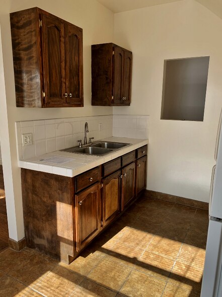 Building Photo - 7964 Fountain Ave