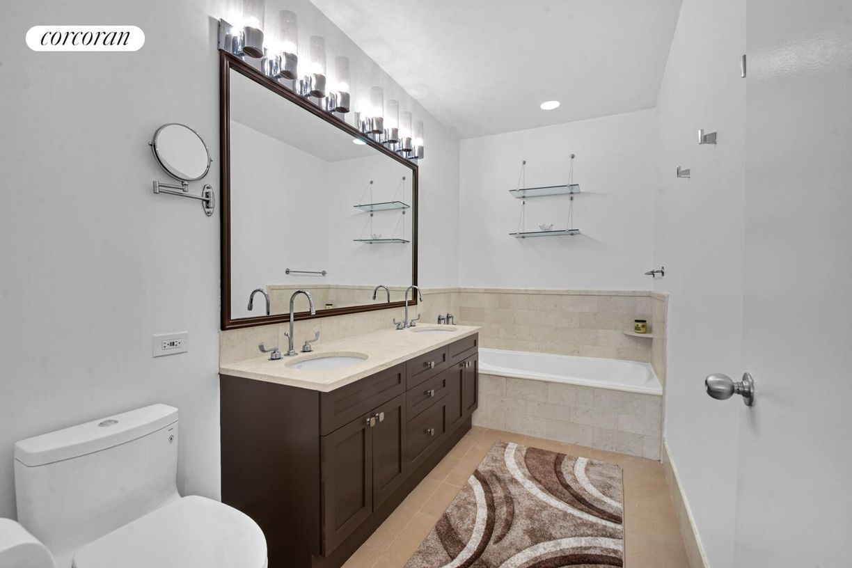 Building Photo - 252 7th Ave