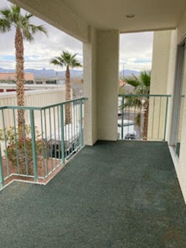 Building Photo - 1 Bedroom Laughlin Condo in South Bay!!