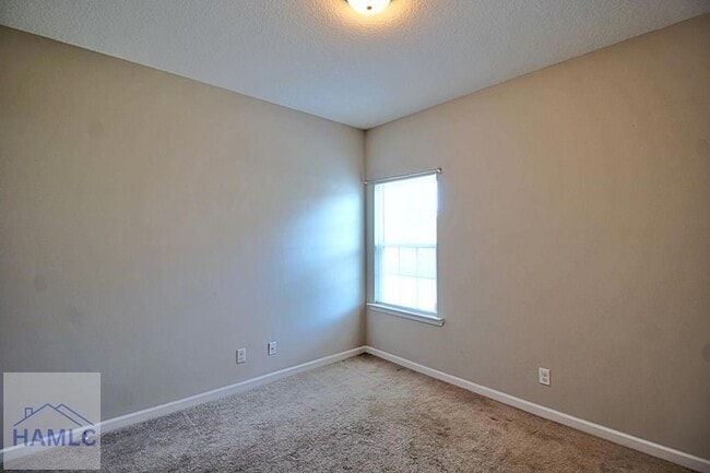 Building Photo - 1301 Windrow Dr