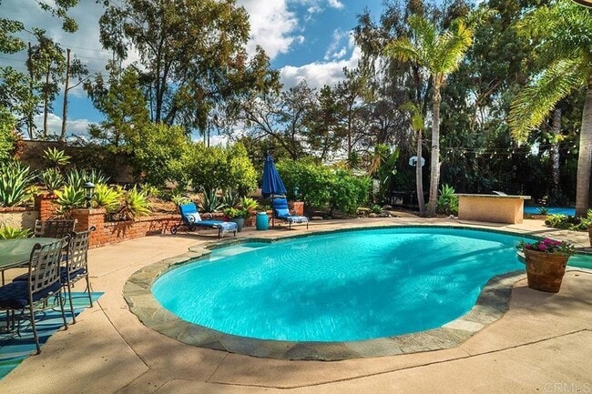 Building Photo - 17473 Luna De Miel