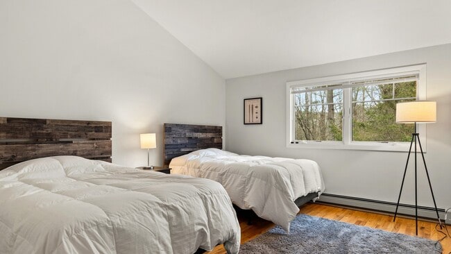 Building Photo - 14 Glendale Rd