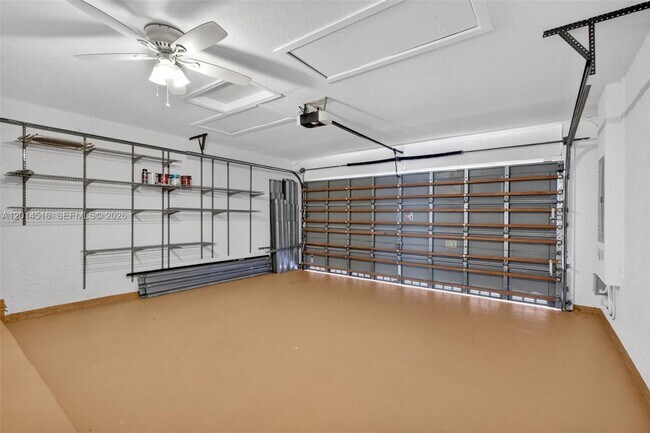 Building Photo - 16398 SW 27th St