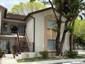 Building Photo - 9103 SW 138th Pl